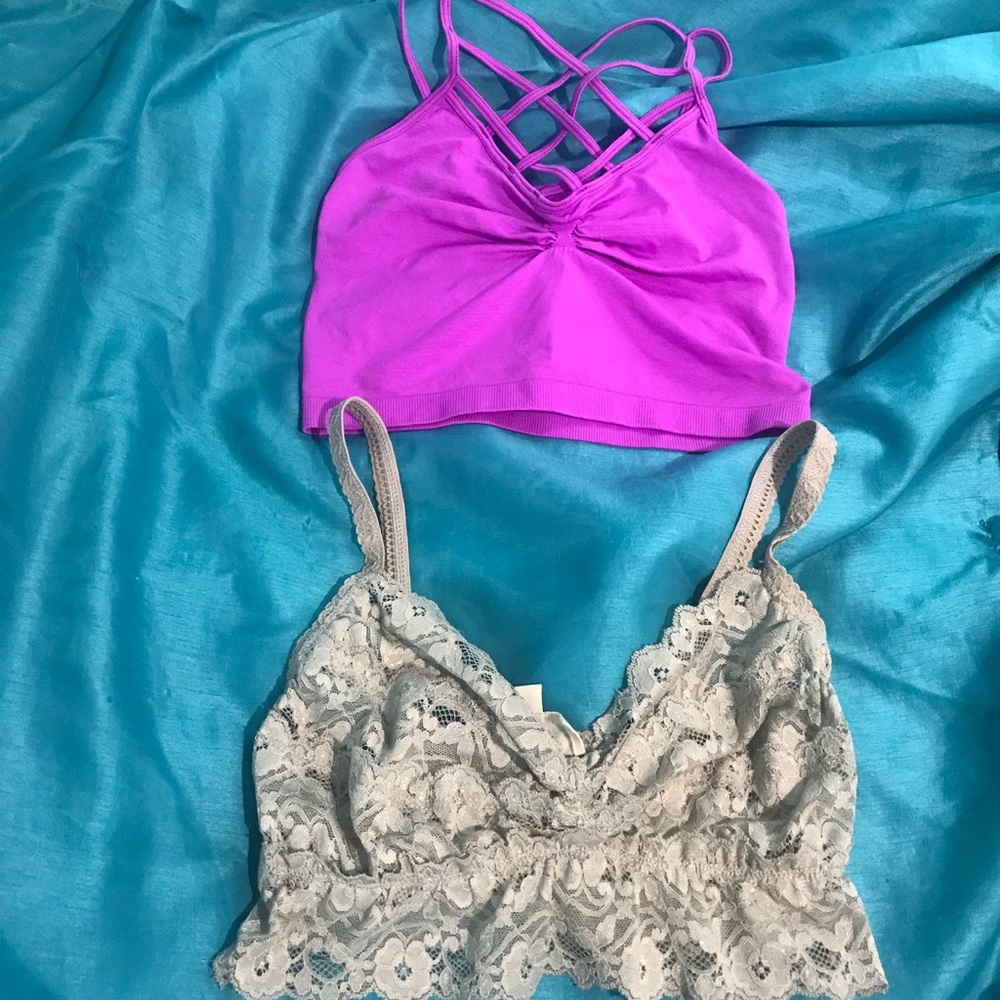 2 bralettes